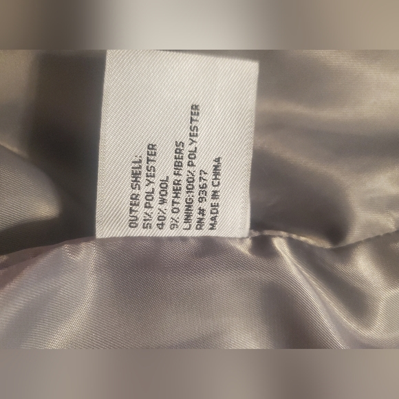 Worthington Size Medium Gray and Sliver Peacoat Missing a button - Picture 4 of 6